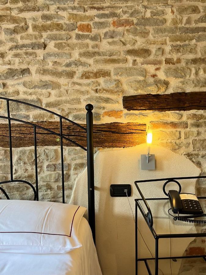 Relais Montemarino Hotel Borgomale Ngoại thất bức ảnh