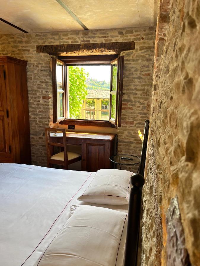 Relais Montemarino Hotel Borgomale Ngoại thất bức ảnh